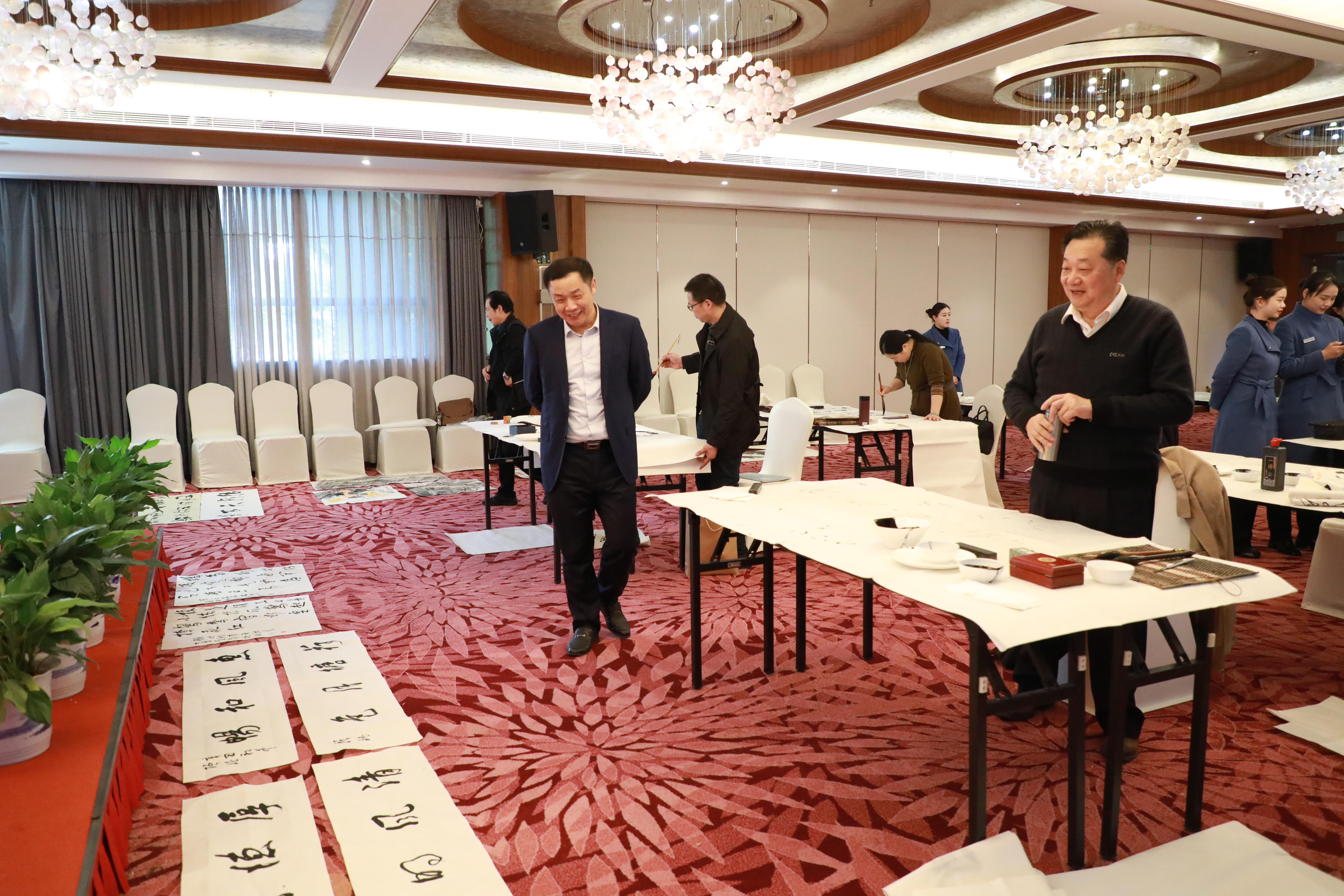 11.25書畫大師聚君瀾酒店 聯(lián)誼筆會助陣文化旅游.jpg 11.25書畫大師聚君瀾酒店 聯(lián)誼筆會助陣文化旅游.jpg